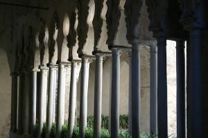 Ravello church column angle