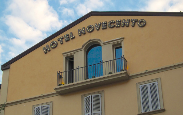 Art Hotel Novecento entrance