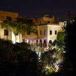 La Villa des Orangers courtyard at night