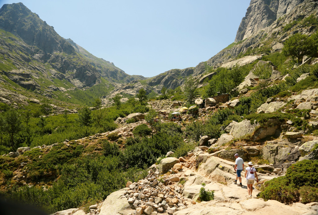 Lac de Melu steep trail
