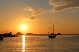 Karavostasi Folegandros sailboat sunrise
