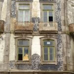 Porto decayed building.