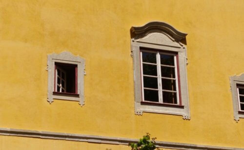 Tavira yellow wall