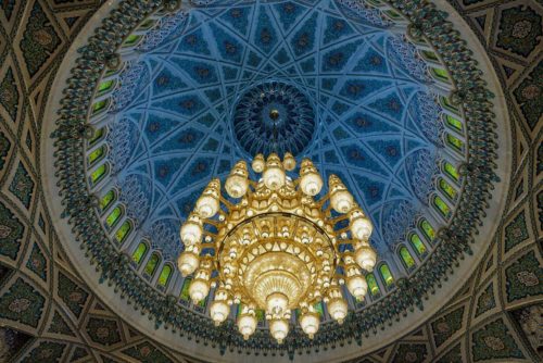 Sultan Qaboos Mosque chandelier and dome