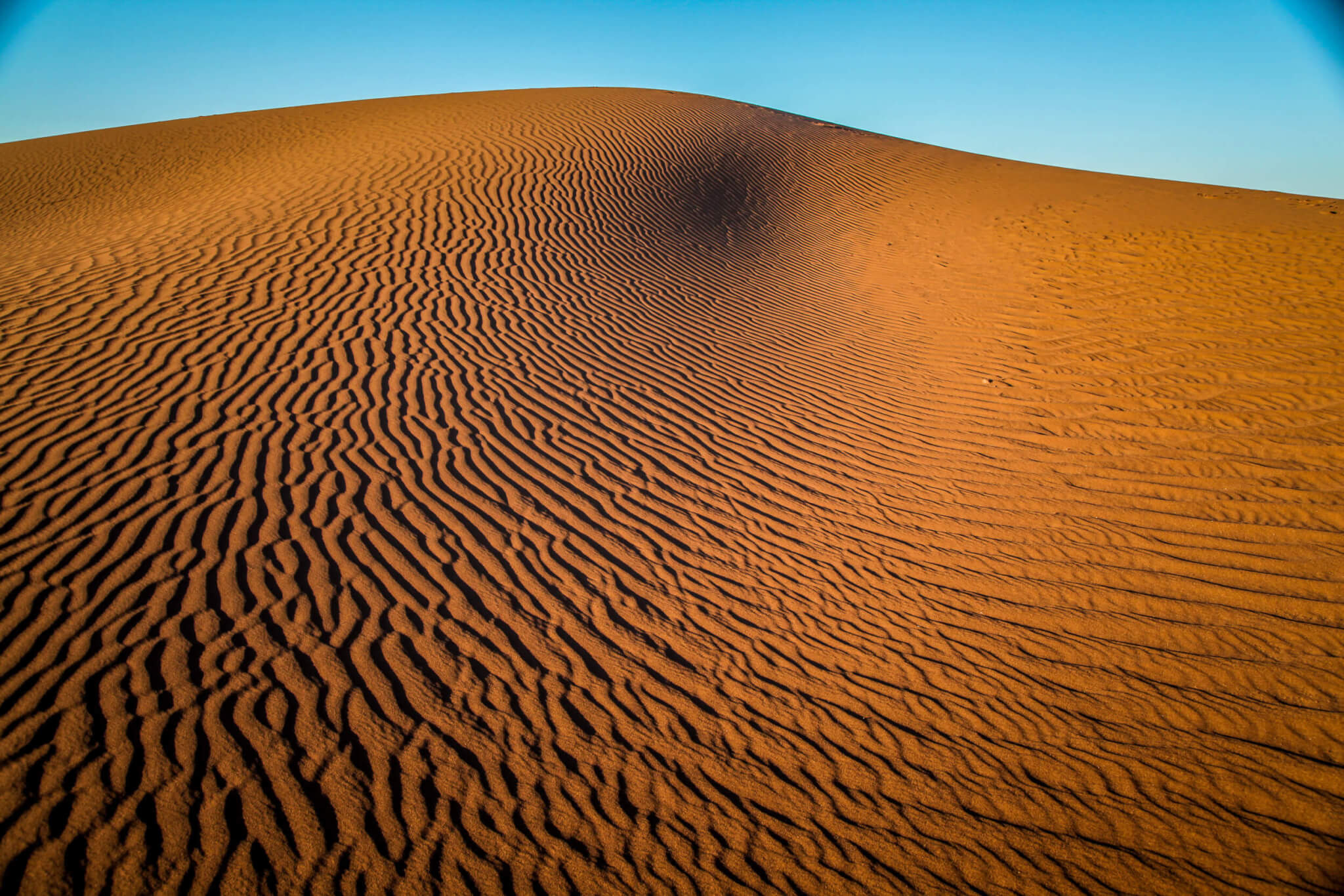 Sahara sand dune optical illusion
